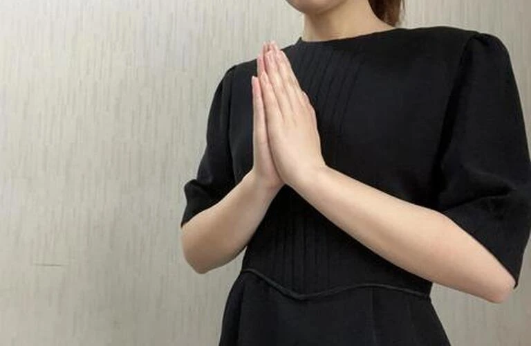 合掌の由来は？手を合わせる意味とは？
