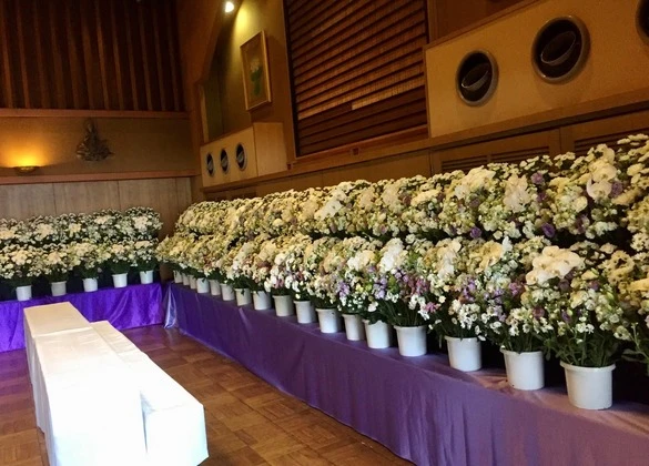 供花