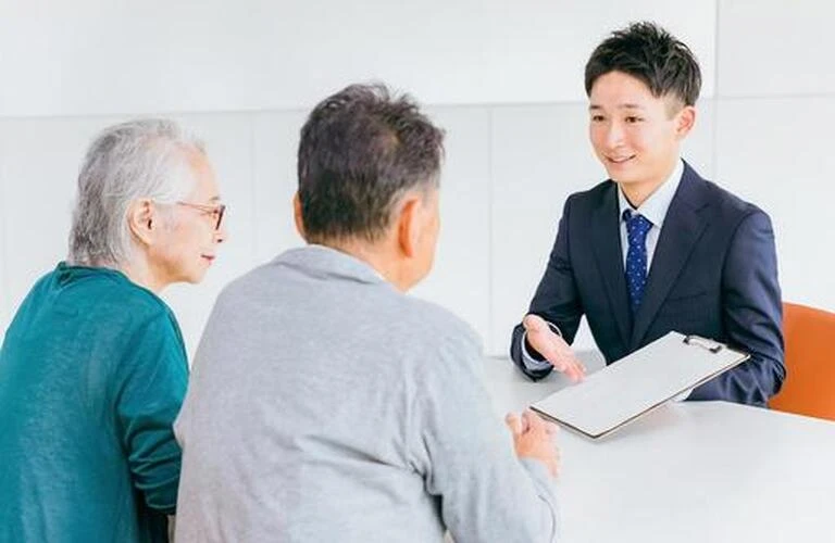高額な葬儀代金を抑えるための秘訣を公開！