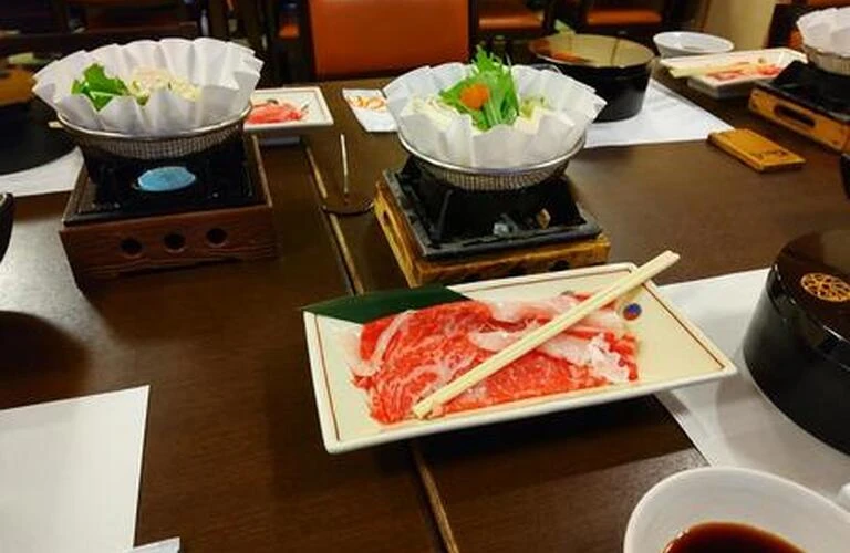 川崎区での法事後の会食の場所をお探しの方へ｜お花の葬儀は花美葬
